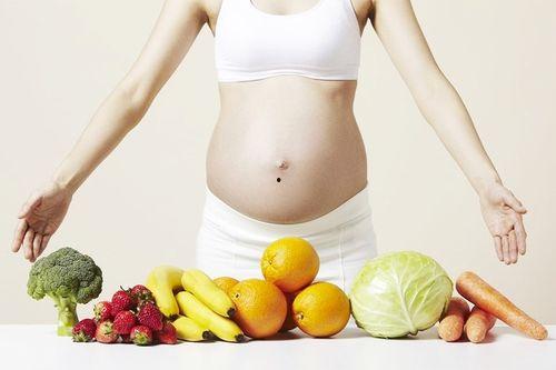 华妃怀孕吃酸瓜视频,酸瓜解馋，孕期生活甜蜜滋味