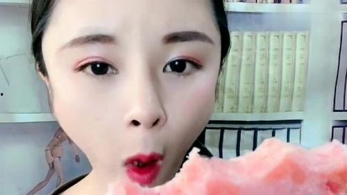 网红吃瓜美女图片视频,揭秘幕后故事与热门视频背后的真相