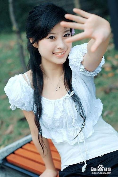 网红校花吃瓜事件视频播放,网红效应下的校园生活