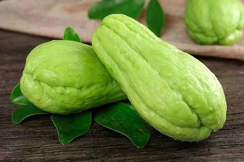 印度人吃佛手瓜视频,佛手瓜的独特风味之旅