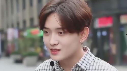 德国吃瓜情侣视频在线,甜蜜瞬间引网友热议