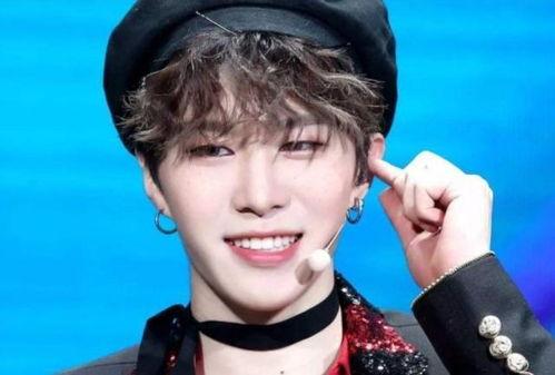 范丞丞吃瓜沈腾视频