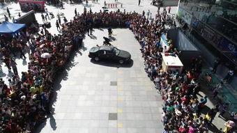 深圳交警吃瓜事件视频播放,网络热议背后真相揭晓